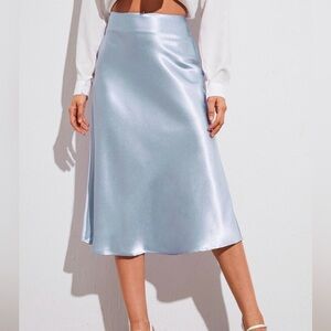 NWOT Elegant Light Blue Satin Skirt Size 12